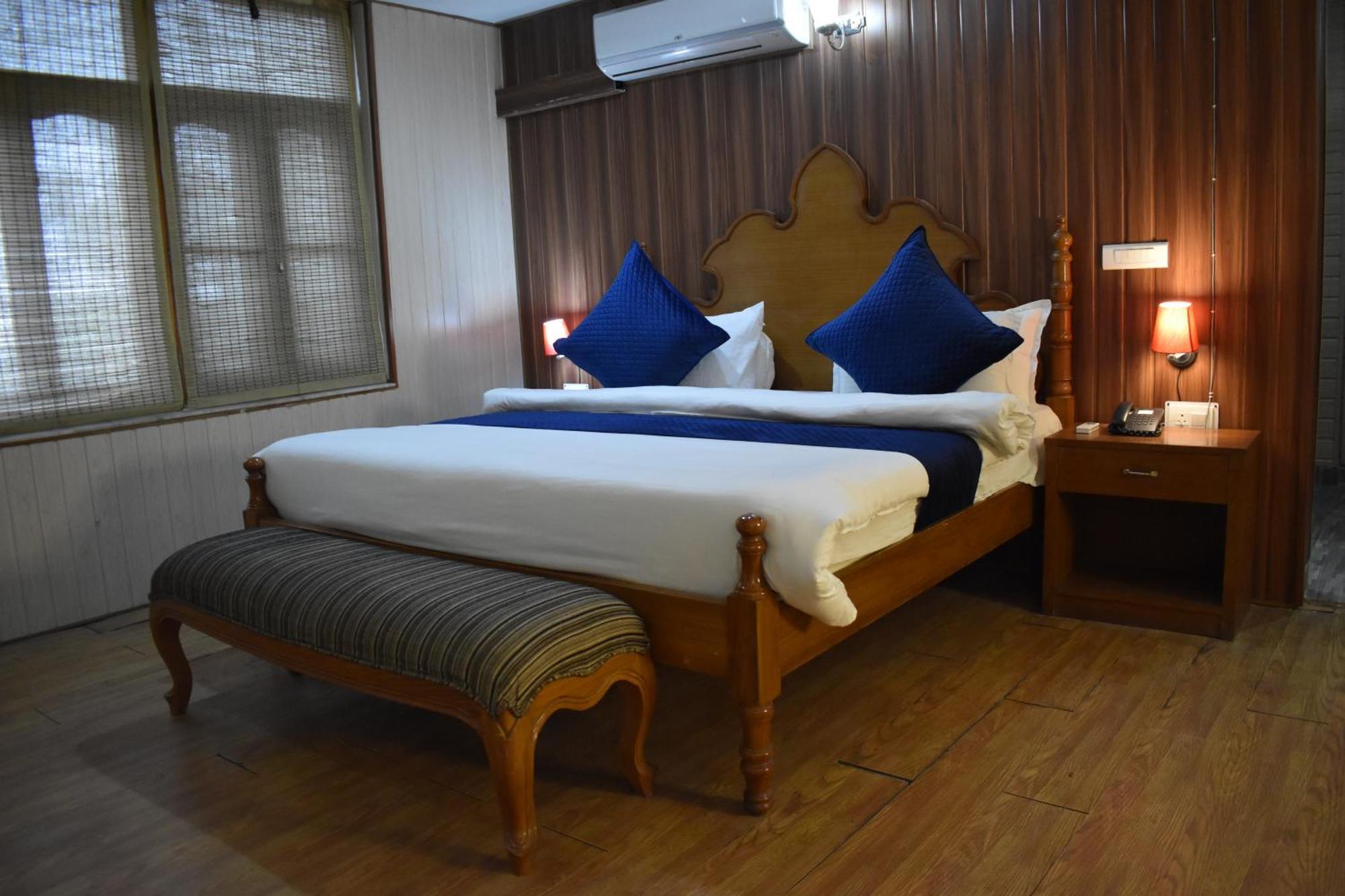 Hotel Padmini Palace Rāni Pokhri Exterior foto